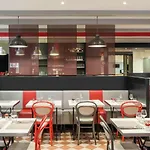 Ibis Paris La Defense Esplanade 3*