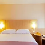 Ibis Paris La Defense Esplanade 호텔 쿠르브부아