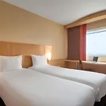 Отель Ibis Paris La Defense Esplanade