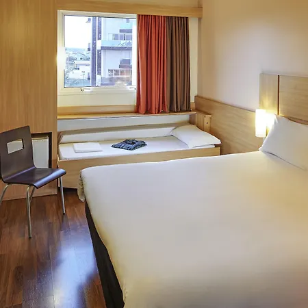 Ibis Paris La Defense Esplanade Courbevoie
