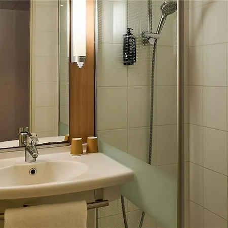 Ibis Paris La Defense Esplanade Hotell Courbevoie