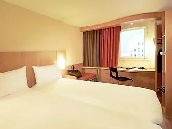 Ibis Paris La Defense Esplanade ホテル