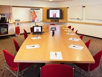 Hotel Ibis Paris La Défense Esplanade 3*