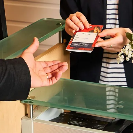 Otel Ibis Paris La Defense Esplanade Courbevoie