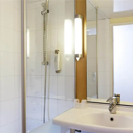 Ibis Paris La Defense Esplanade