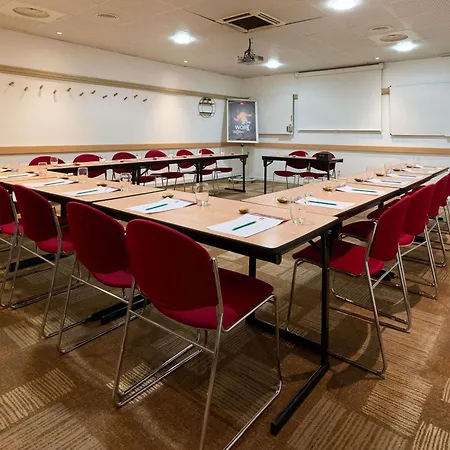 Hotel Ibis Paris La Défense Esplanade Courbevoie