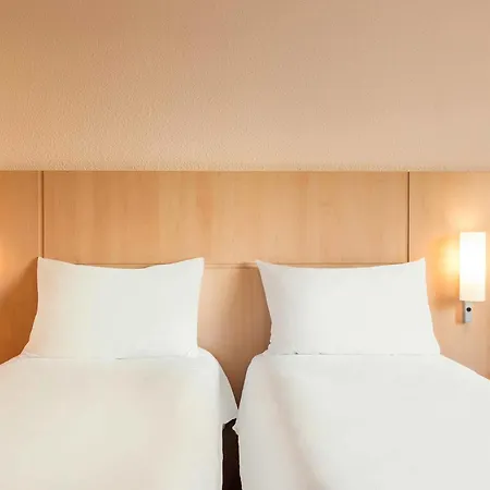 Ibis Paris La Defense Esplanade 3* Courbevoie