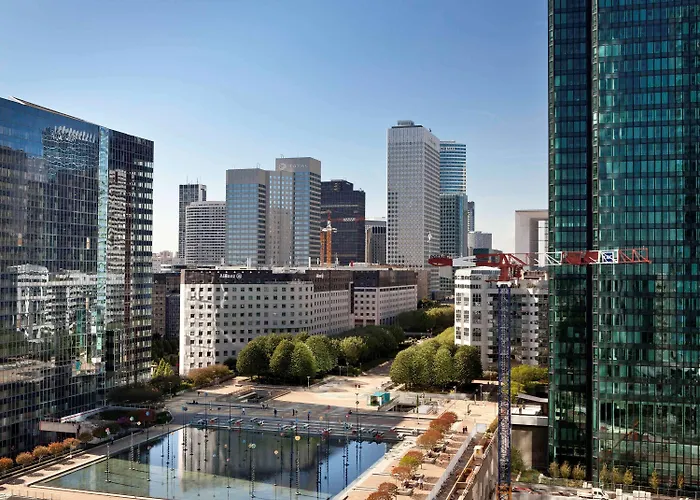 Ibis Paris La Defense Esplanade 库尔布瓦