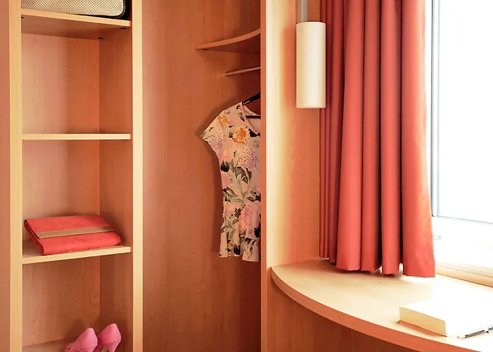 Ibis Paris La Defense Esplanade 3* 库尔布瓦