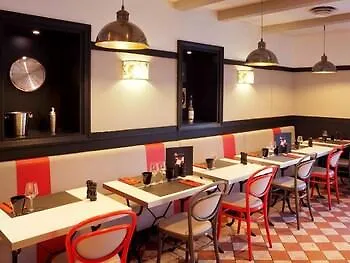 Ibis Paris La Defense Esplanade 库尔布瓦