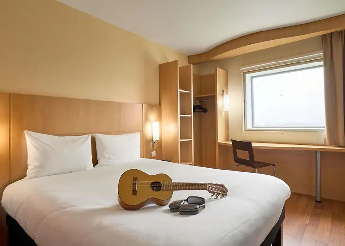Ibis Paris La Defense Esplanade מלון 3*