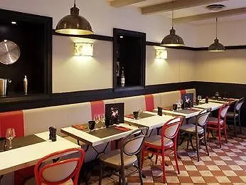 Ibis Paris La Defense Esplanade 库尔布瓦