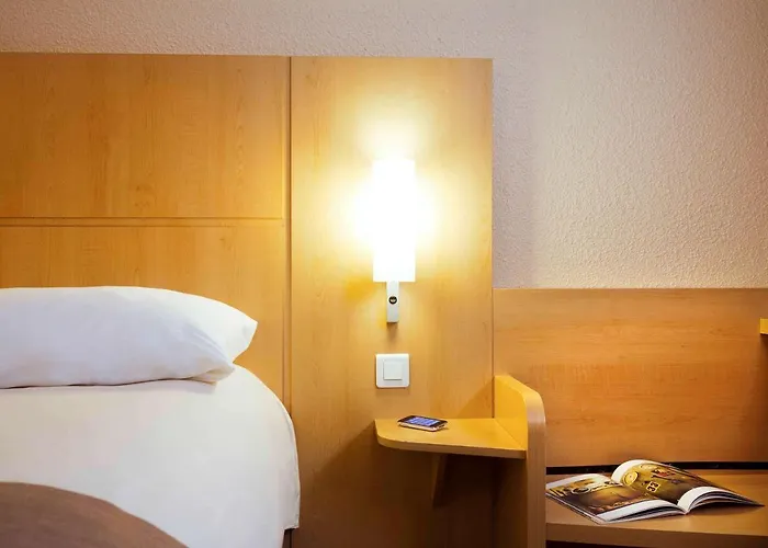 Ibis Paris La Defense Esplanade